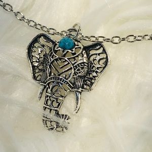 Hot vintage elephant pendant necklaces